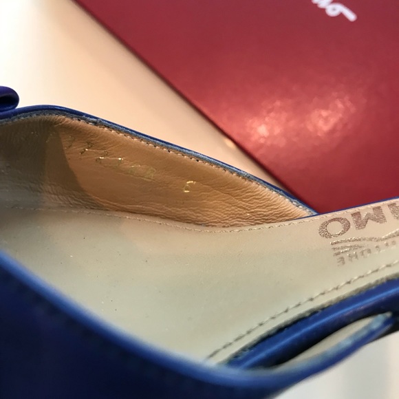 Ferragamo heels 100% authentic - Picture 5 of 5